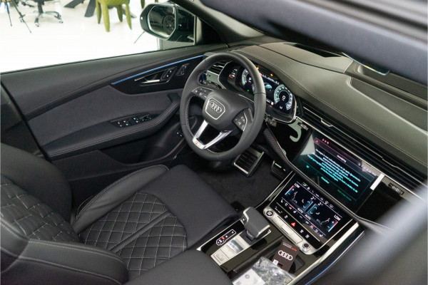 Audi Q8 60 TFSI E Quattro Competition 490PK | Pano | Kleppenuitlaat | B&O | 4 Wielsturing | VOL! Fabrieksgarantie