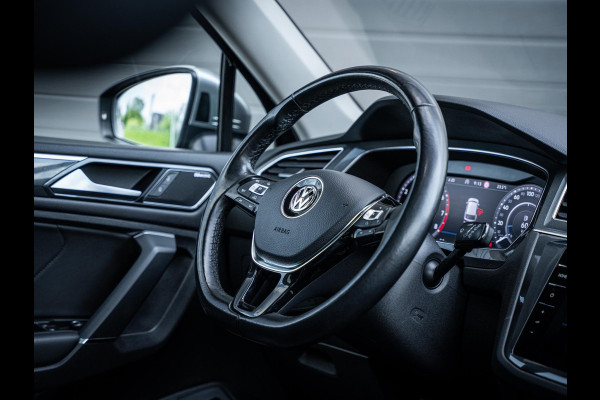 Volkswagen Tiguan Allspace 2.0 TSI 4Motion Highline Business R 7p. - Pano l Dynaudio l Trekhaak