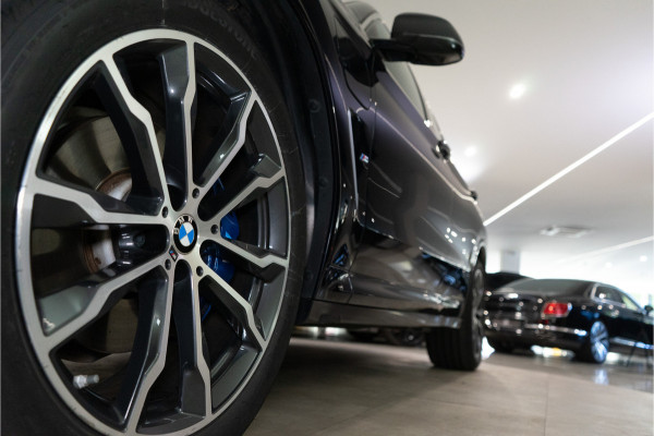 BMW X3 xDrive30e High Executive M-Sport 292PK | Pano | LED | Sfeer | HUD | 12 MND Garantie