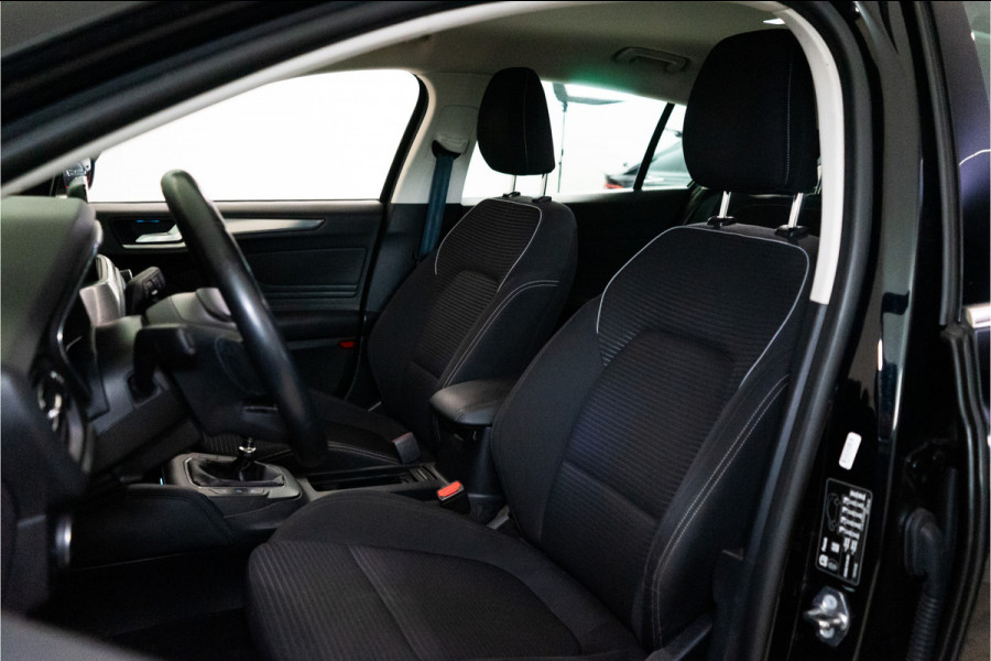 Ford FOCUS Wagon 1.0 EcoBoost Business 126PK | Trekhaak | Airco | Elektr. Ramen | Navi | Bluetooth | Garantie
