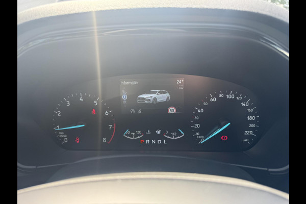 Ford FOCUS Wagon 1.0 EcoBoost Hybrid ST Line | 155 PK | Winter Pack | Driver Assistance Pack | Apple Carplay & Android Auto
