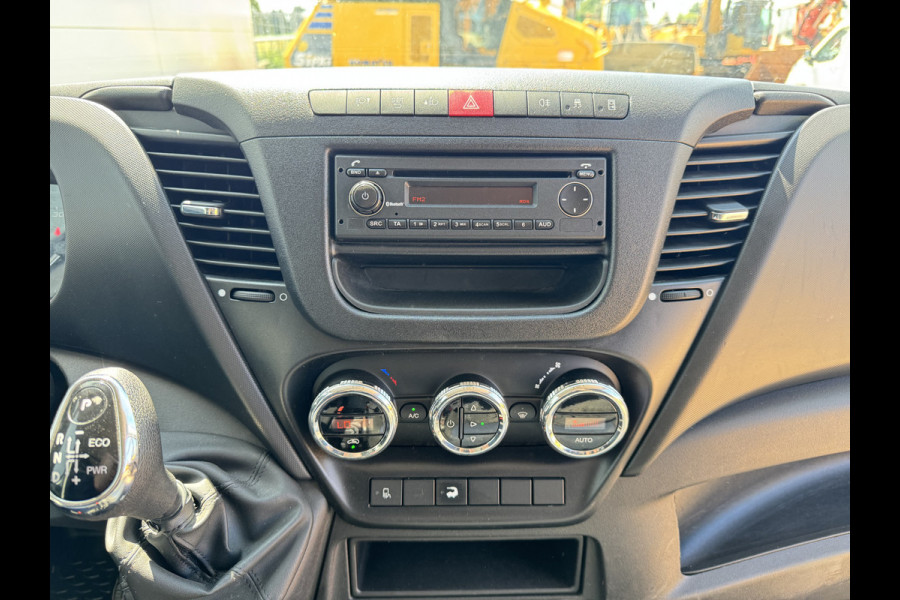 Iveco Daily 35C16 2.3 Automaat Bakwagen Laadklep Climate control Meubelbak Koffer