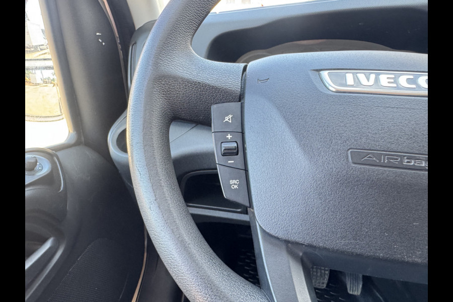 Iveco Daily 35C16 2.3 Automaat Bakwagen Laadklep Climate control Meubelbak Koffer