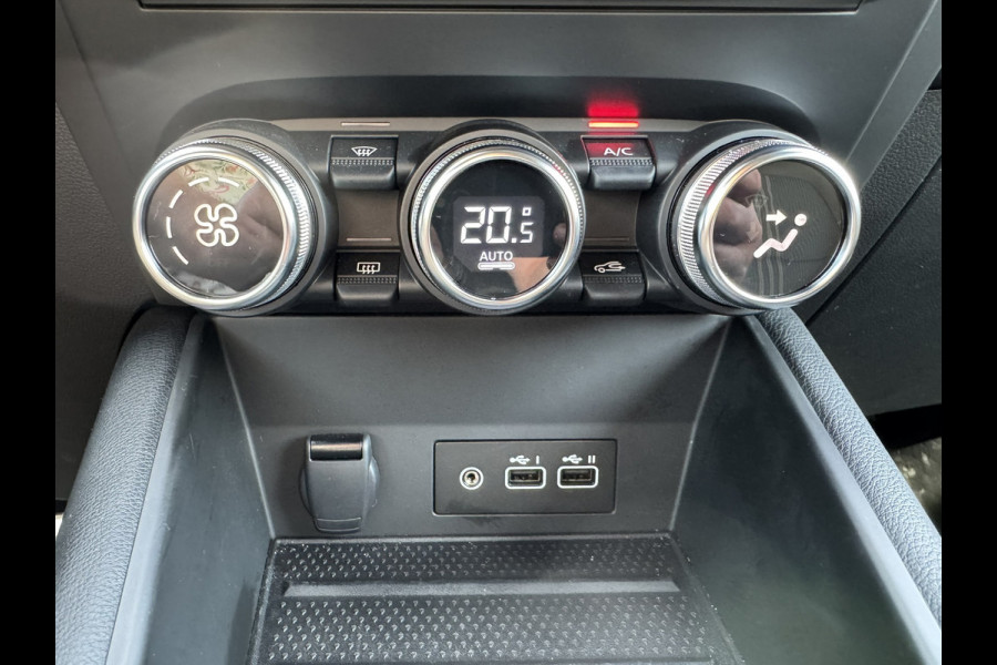 Renault Captur 1.6 E-Tech Hybrid 145 E-tech Engineered Camera Navi Carplay Stoel/Stuurverw