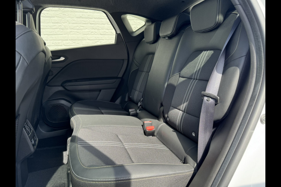 Renault Captur 1.6 E-Tech Hybrid 145 E-tech Engineered Camera Navi Carplay Stoel/Stuurverw