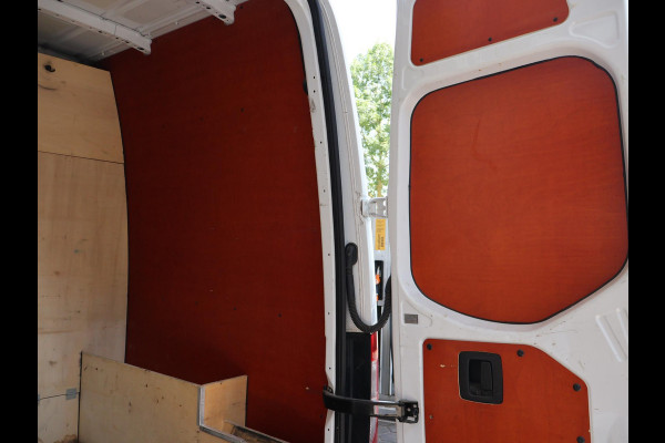 Mercedes-Benz Sprinter 316 2.2 CDI 163 PK AUT. L2H2 + 2 SCHUIFDEUREN | BREEDBEELD MBUX | TREKHAAK | CAMERA