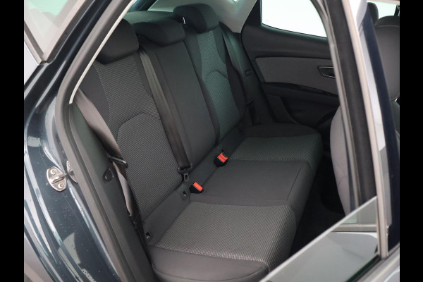 Seat Leon 1.5 TSI STYLE ULTIMATE EDITION+ TREKHAAK | CARPLAY | CAMERA | DAB | NAVIGATIE