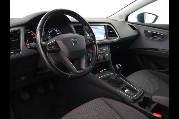 Seat Leon 1.5 TSI STYLE ULTIMATE EDITION+ TREKHAAK | CARPLAY | CAMERA | DAB | NAVIGATIE