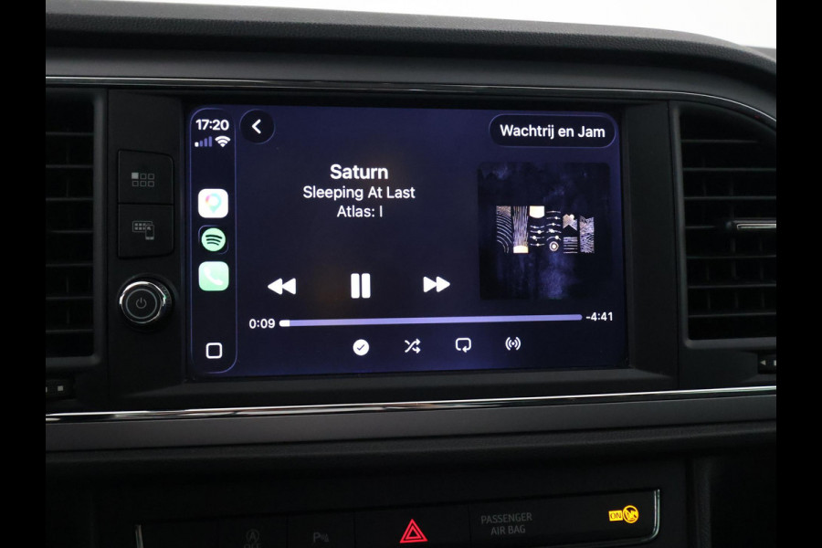 Seat Leon 1.5 TSI STYLE ULTIMATE EDITION+ TREKHAAK | CARPLAY | CAMERA | DAB | NAVIGATIE