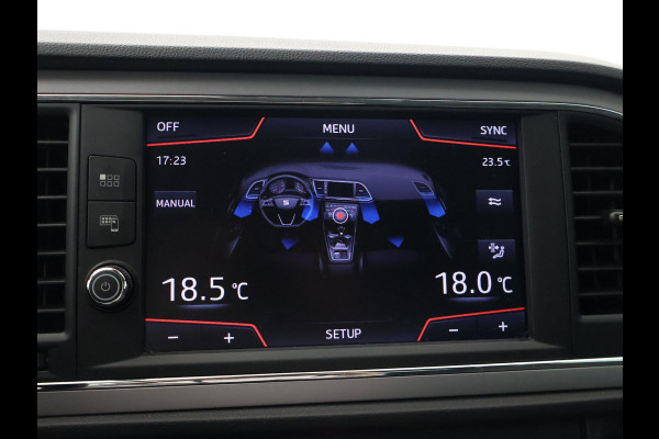 Seat Leon 1.5 TSI STYLE ULTIMATE EDITION+ TREKHAAK | CARPLAY | CAMERA | DAB | NAVIGATIE
