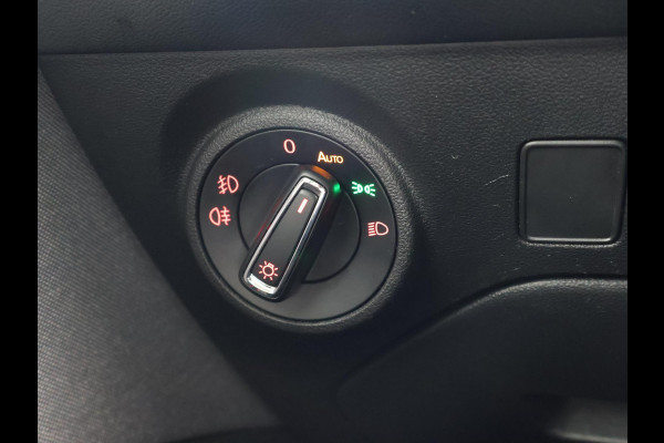Seat Leon 1.5 TSI STYLE ULTIMATE EDITION+ TREKHAAK | CARPLAY | CAMERA | DAB | NAVIGATIE