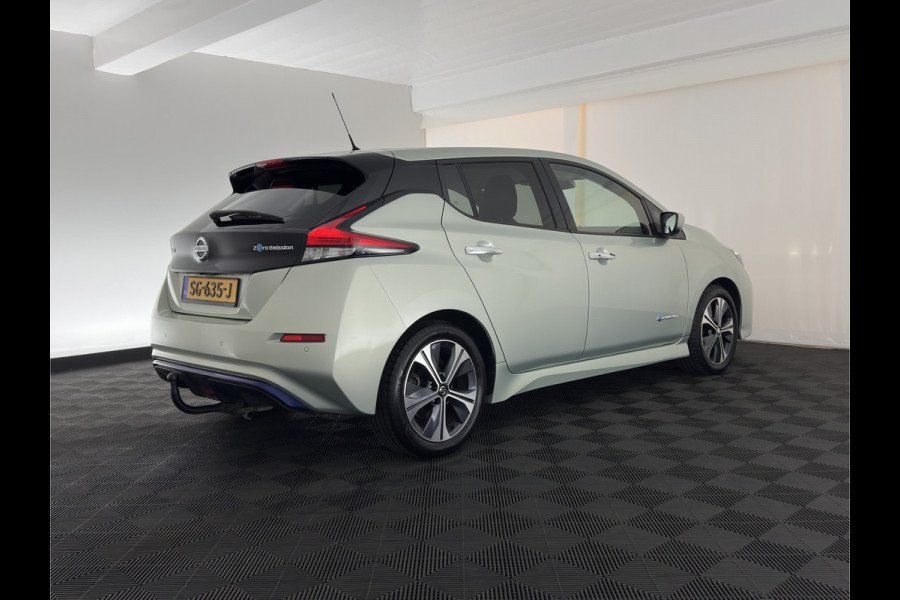 Nissan Leaf 2.ZERO EDITION 40 kWh Aut. *ADAPTIVE-CRUISE | NAVI-FULLMAP | DIGI-COCKPIT | TOP-VIEW | BLIND-SPOT | KEYLESS | DAB+ | LANE-ASSIST | HEATED-COMFORTSEATS | CARPLAY | ECC | PRIVACY-GLASS | PDC | 17"ALU*