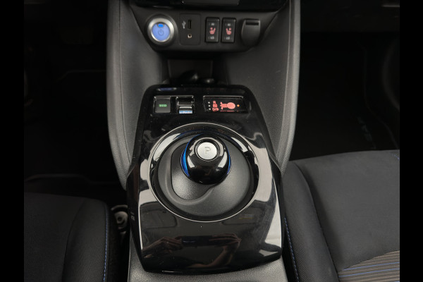 Nissan Leaf 2.ZERO EDITION 40 kWh Aut. *ADAPTIVE-CRUISE | NAVI-FULLMAP | DIGI-COCKPIT | TOP-VIEW | BLIND-SPOT | KEYLESS | DAB+ | LANE-ASSIST | HEATED-COMFORTSEATS | CARPLAY | ECC | PRIVACY-GLASS | PDC | 17"ALU*