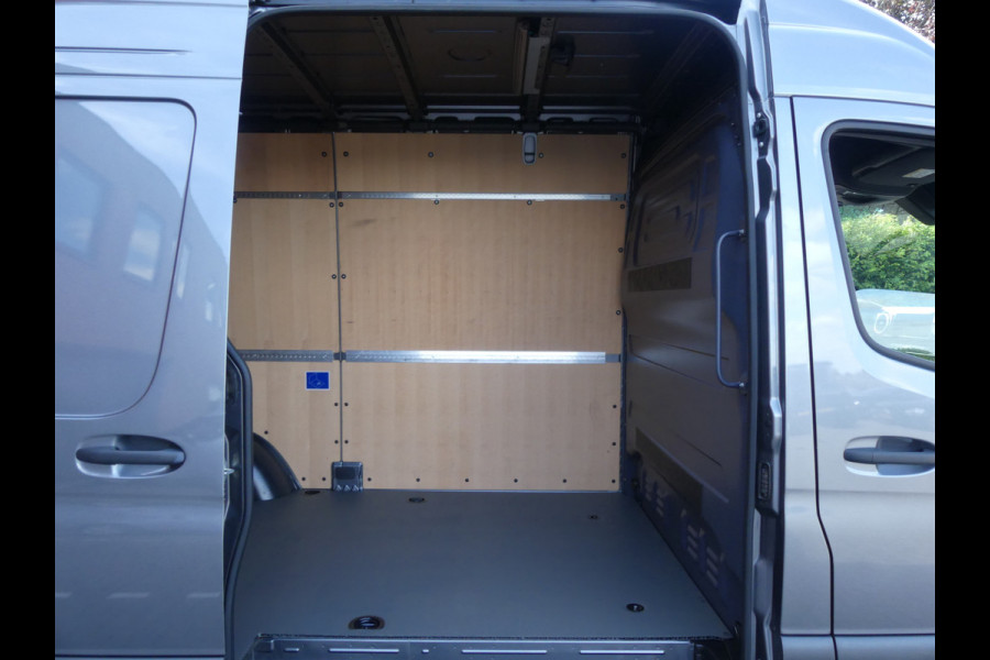Mercedes-Benz Sprinter 317 CDI L2H2 LED/PDC/Navigatie/Camera