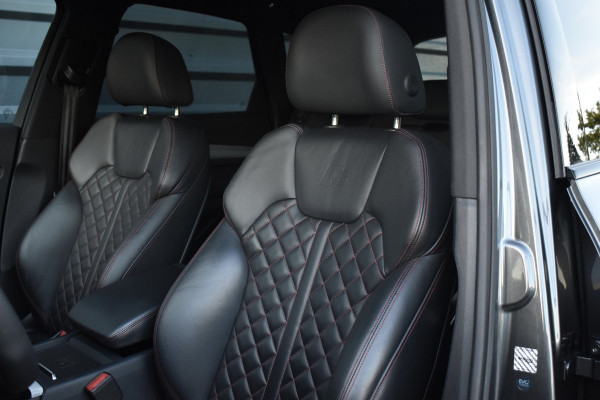 Audi Q5 50 TFSI e Competition | Panorama | 20'' Wielen | RS-Seats | Matrix | Sfeerverlichting | Camera | CarPlay |