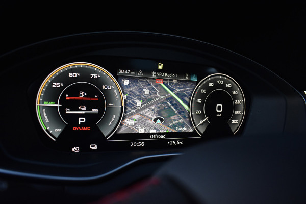 Audi Q5 50 TFSI e Competition | Panorama | 20'' Wielen | RS-Seats | Matrix | Sfeerverlichting | Camera | CarPlay |
