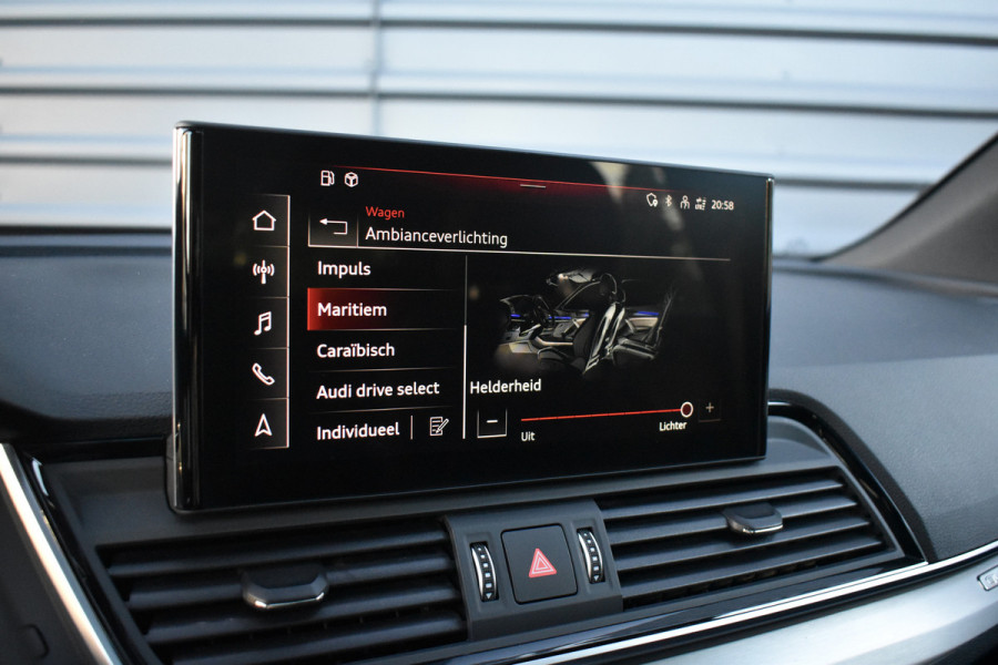 Audi Q5 50 TFSI e Competition | Panorama | 20'' Wielen | RS-Seats | Matrix | Sfeerverlichting | Camera | CarPlay |