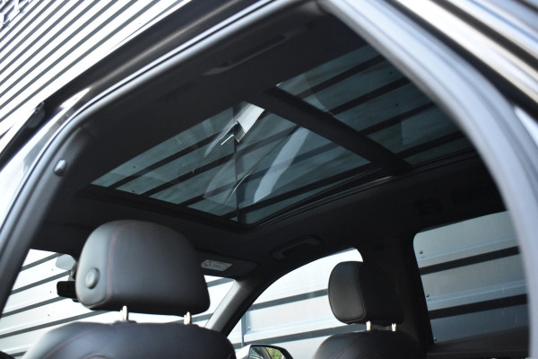 Audi Q5 50 TFSI e Competition | Panorama | 20'' Wielen | RS-Seats | Matrix | Sfeerverlichting | Camera | CarPlay |