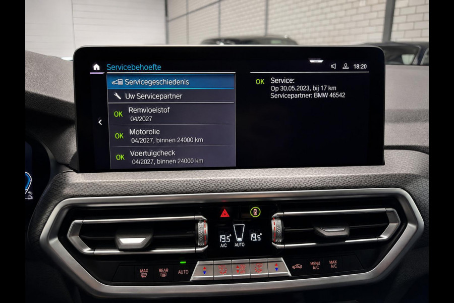BMW X3 xDrive30e High Executive M-Sport Parking Assistant Plus+ Surround View, Active Cruise Control Live Cockpit Professional, HiFi, Wireless Charging, Extra getint glas 19 inch M-velgen.