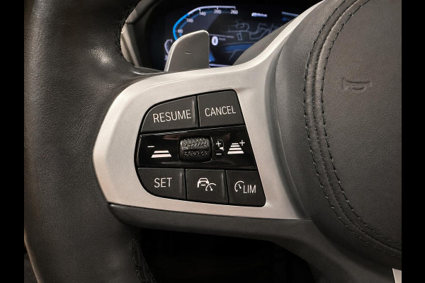 BMW X3 xDrive30e High Executive M-Sport Parking Assistant Plus+ Surround View, Active Cruise Control Live Cockpit Professional, HiFi, Wireless Charging, Extra getint glas 19 inch M-velgen.