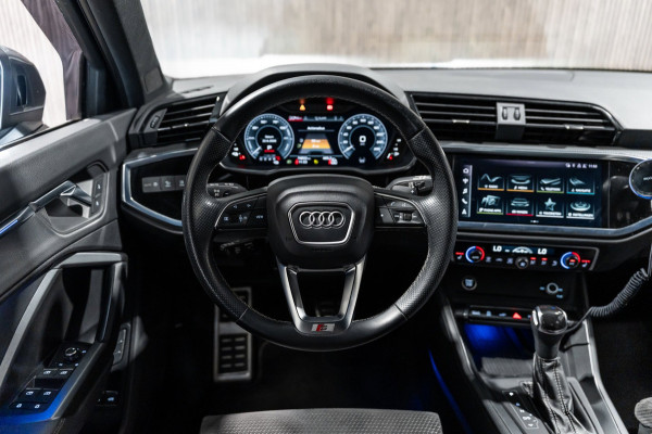 Audi Q3 Sportback 45 TFSI e S-line LED CAMERA CARBON VOLL