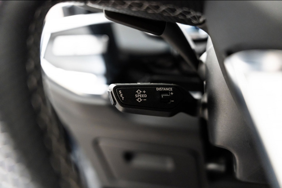 Audi Q3 Sportback 45 TFSI e S-line LED CAMERA CARBON VOLL