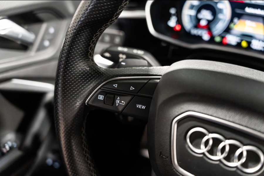 Audi Q3 Sportback 45 TFSI e S-line LED CAMERA CARBON VOLL