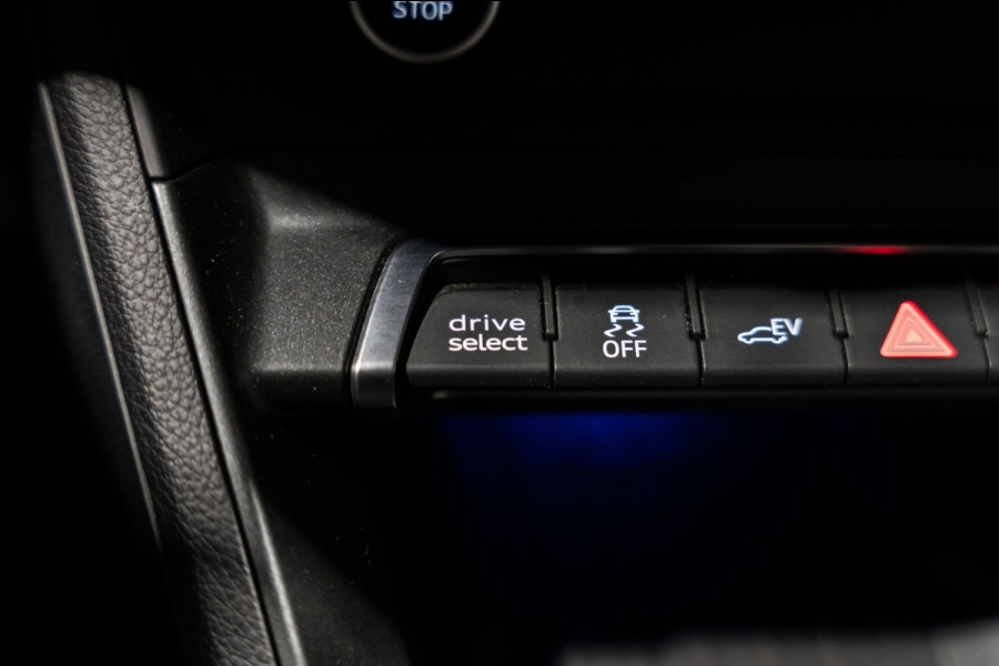 Audi Q3 Sportback 45 TFSI e S-line LED CAMERA CARBON VOLL