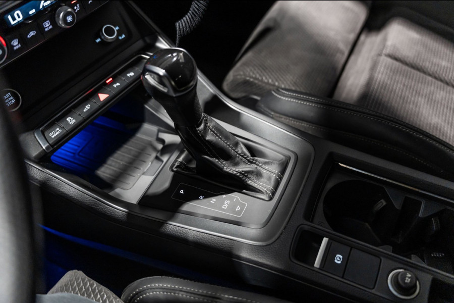 Audi Q3 Sportback 45 TFSI e S-line LED CAMERA CARBON VOLL