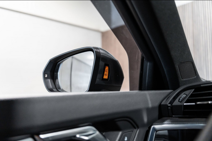 Audi Q3 Sportback 45 TFSI e S-line LED CAMERA CARBON VOLL