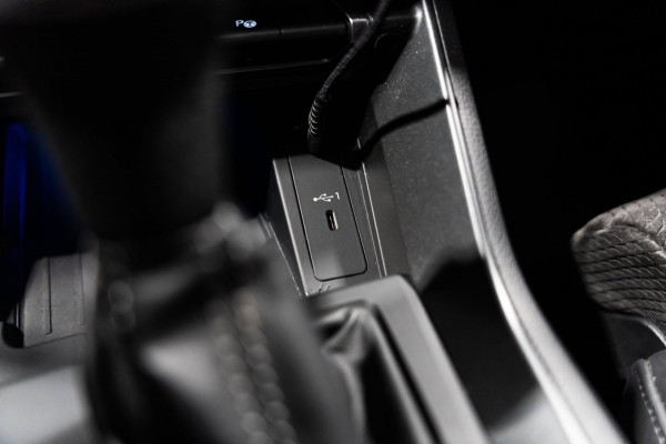 Audi Q3 Sportback 45 TFSI e S-line LED CAMERA CARBON VOLL