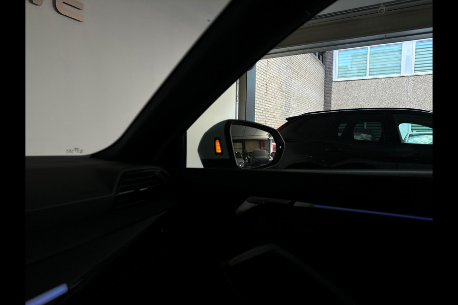 Audi Q3 45 TFSI e Business Edition Pano|Keyless|Leer|Sfeer