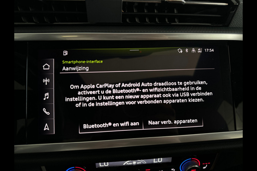 Audi Q3 45 TFSI e Business Edition Pano|Keyless|Leer|Sfeer