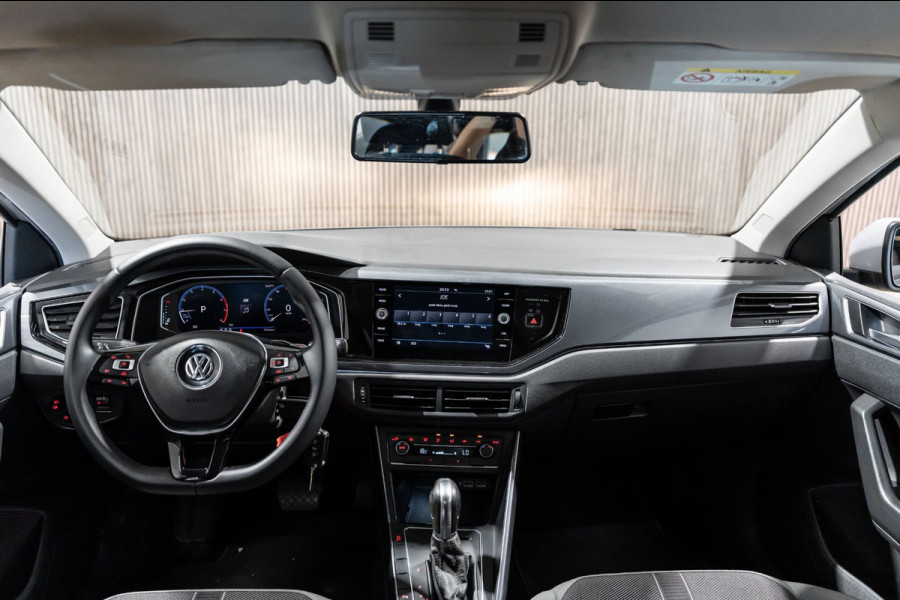 Volkswagen Polo 1.0 TSI R-line DSG NAVI CAMERA CRUISE