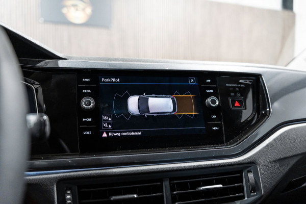 Volkswagen Polo 1.0 TSI R-line DSG NAVI CAMERA CRUISE