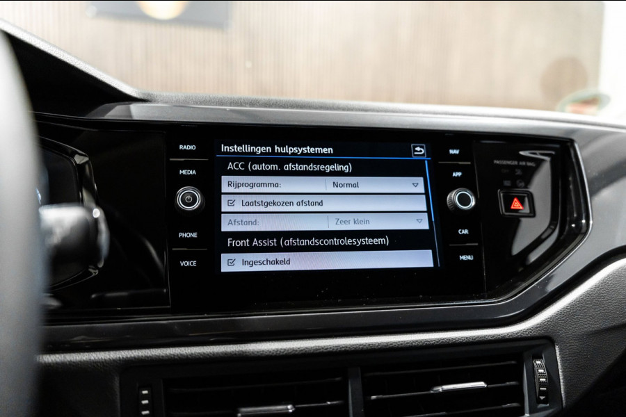 Volkswagen Polo 1.0 TSI Highline Business R DSG LED CLIMA CRUISE CAMERA