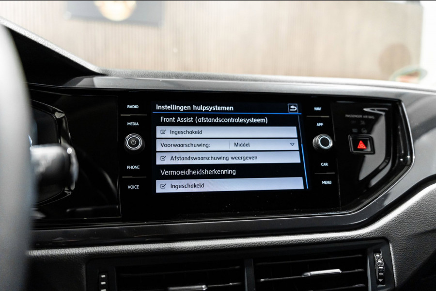 Volkswagen Polo 1.0 TSI Highline Business R DSG LED CLIMA CRUISE CAMERA