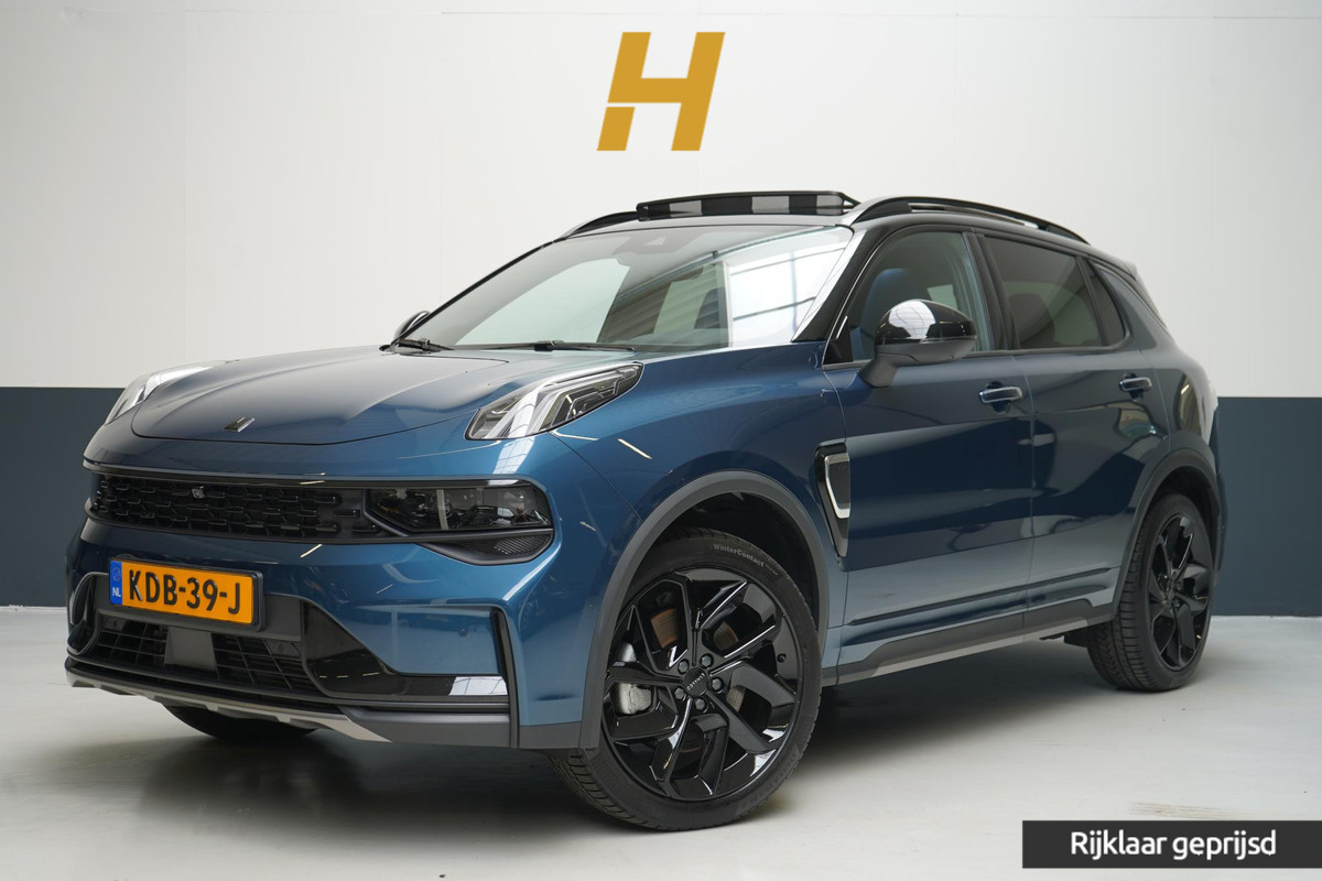Lynk & Co 01 1.5 | Zwart optiek | Panoramadak | Navigatie | Memory | Apple CarPlay