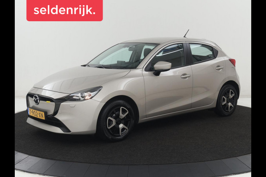 Mazda 2 1.5 SkyActiv-G 90 Centre-Line | Automaat | Carplay | Full LED | Cruise control | Airco | Bluetooth | Keyless start | DAB | 52.100km NAP | Origineel NL