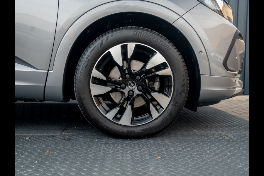 Opel Grandland 1.2 Turbo GS Line | Keyless | Adapt. Cr. | Matrix Led | Prijs Rijklaar!!