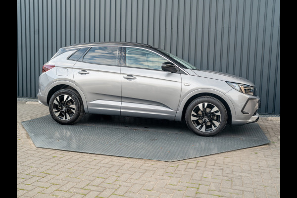 Opel Grandland 1.2 Turbo GS Line | Keyless | Adapt. Cr. | Matrix Led | Prijs Rijklaar!!