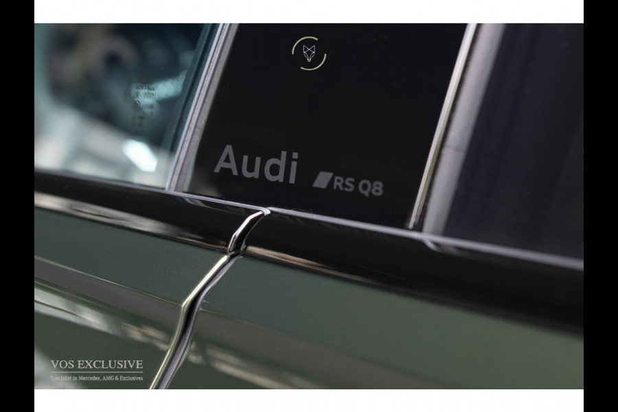 Audi Q8 4.0 TFSI RS Q8 quattro Performance URBAN|FULL CARBON|B&O|Ceramic|ACC|24"|Dynamic Plus|Keyless|Softclose|Standkachel|360°