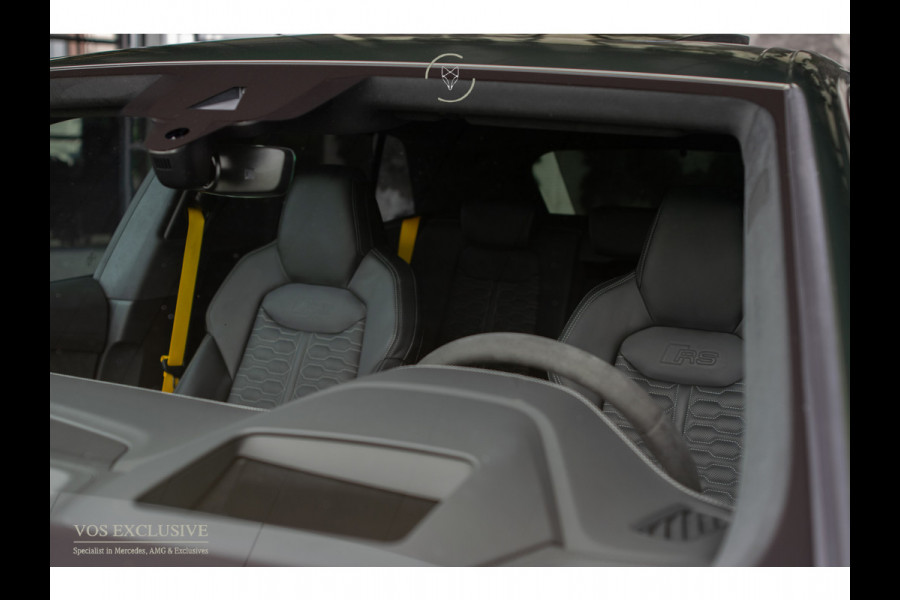 Audi Q8 4.0 TFSI RS Q8 quattro Performance URBAN|FULL CARBON|B&O|Ceramic|ACC|24"|Dynamic Plus|Keyless|Softclose|Standkachel|360°