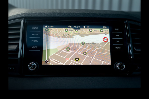 Škoda Karoq 1.5 TSI ACT Sportline Business | Panodak | Trekhaak wegkl. | Stoel geheugen | Leder | Prijs Rijklaar!!