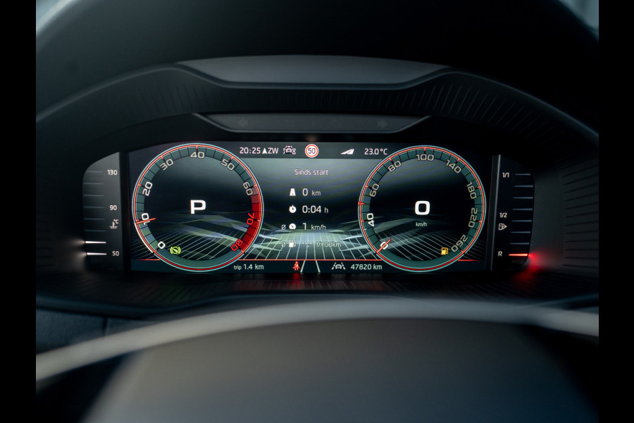 Škoda Karoq 1.5 TSI ACT Sportline Business | Panodak | Trekhaak wegkl. | Stoel geheugen | Leder | Prijs Rijklaar!!