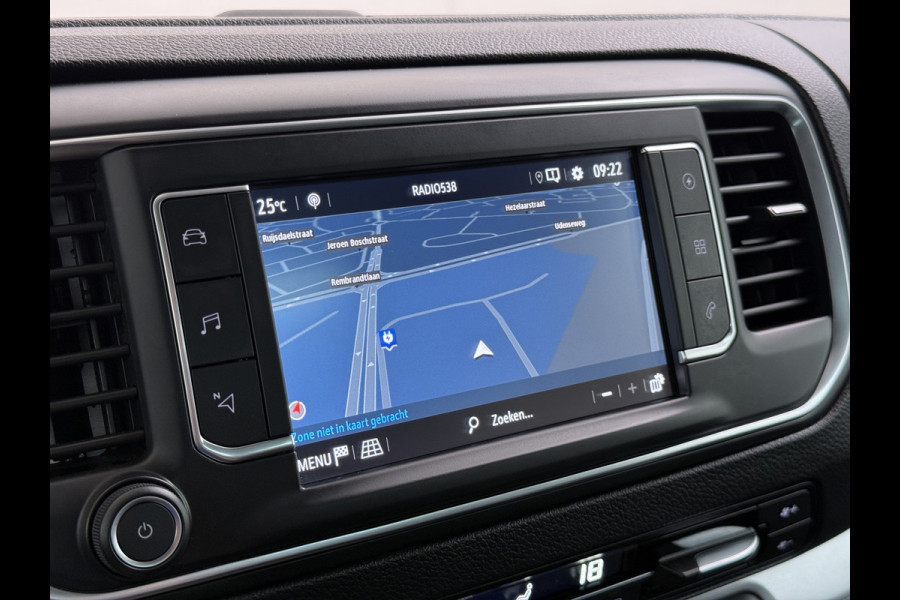 Opel Vivaro Combi Electric 8-Persoons L2 75kWh Leder Panoramadak 2X Elek.Schuifdeur Trekhaak 360°Camera Stoelverwarming Apple Carplay Android Auto Navi Ecc SOH 90% Cruise Control Regen-Lichtsensor Privacy Glas Lmv DAB Led 1.000KG Trekgewicht Garantie op Accu tot 19-12-2030/160.000km