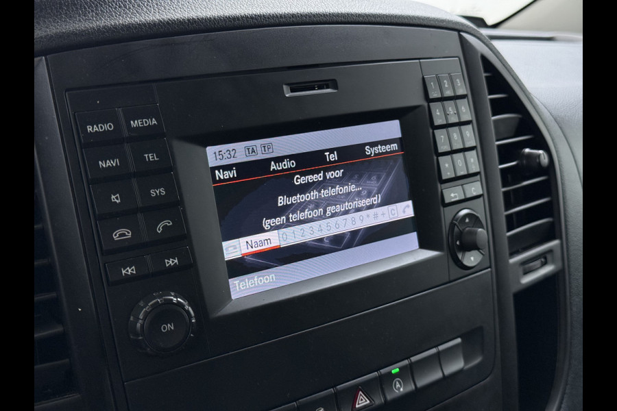 Mercedes-Benz Vito 114CDI Automaat Lang 2X Schuifdeur Trekhaak Camera Euro 6 Navi Airco Imperiaal Cruise Control Pdc Betonplexvloer Wandbetimmering 2.000KG Trekgewicht 1e Eigenaar