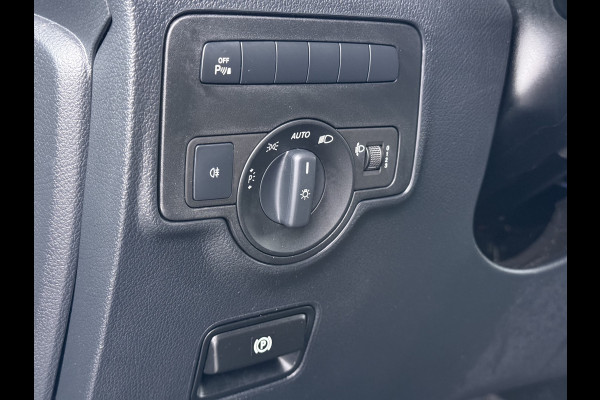 Mercedes-Benz Vito 114CDI Automaat Lang 2X Schuifdeur Trekhaak Camera Euro 6 Navi Airco Imperiaal Cruise Control Pdc Betonplexvloer Wandbetimmering 2.000KG Trekgewicht 1e Eigenaar