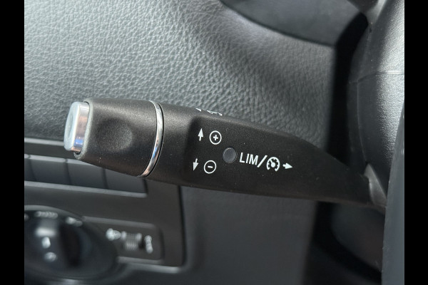 Mercedes-Benz Vito 114CDI Automaat Lang 2X Schuifdeur Trekhaak Camera Euro 6 Navi Airco Imperiaal Cruise Control Pdc Betonplexvloer Wandbetimmering 2.000KG Trekgewicht 1e Eigenaar