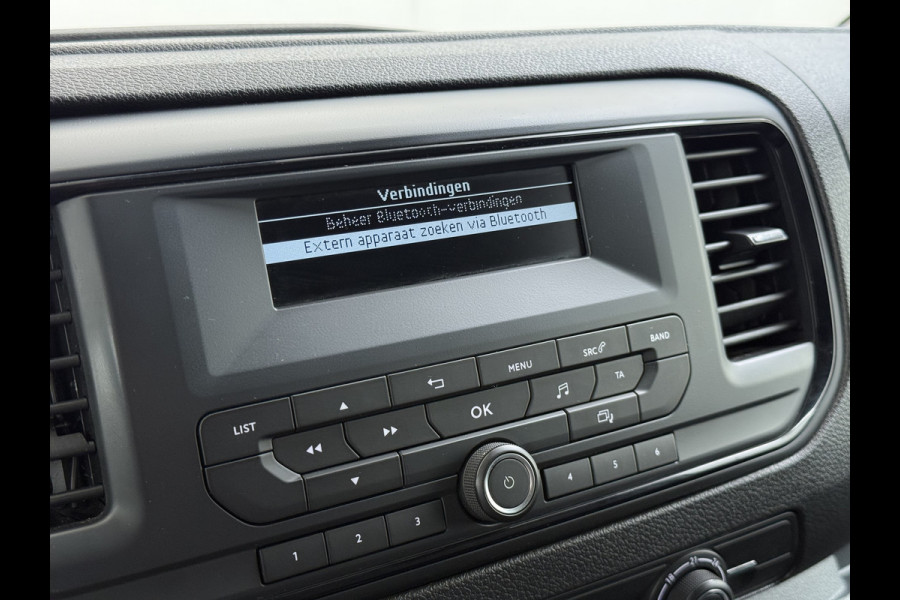 Opel Vivaro 2.0CDTI 123PK Automaat L2 3-Persoons Sortimo Inbouwkasten/lades Euro 6 Airco Cruise Control Bluetooth Pdc Betonplex Vloer Schuifdeur Wandbetimmering Dealeronderhouden 1e Eigenaar Origineel Nederlandse Auto